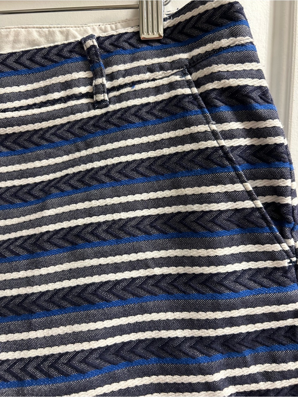 Land’s End Women’s Blue and White Striped Chino Shorts - Picture 5 of 6